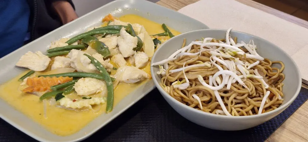 Poulet Curry Et Nouilles